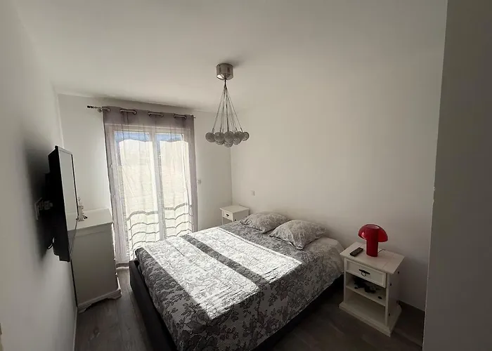 Apartment Confortable T3 10 Min